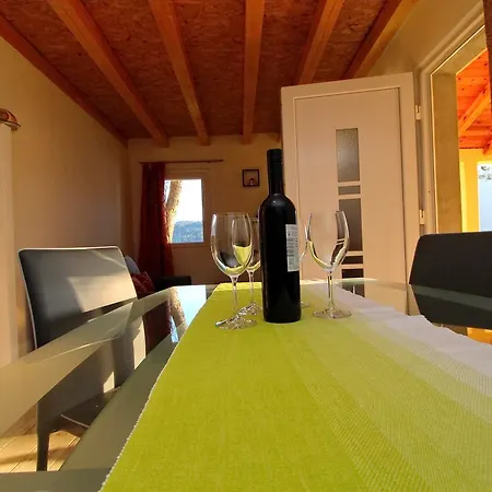 Bili Zal * فيلا لوكا